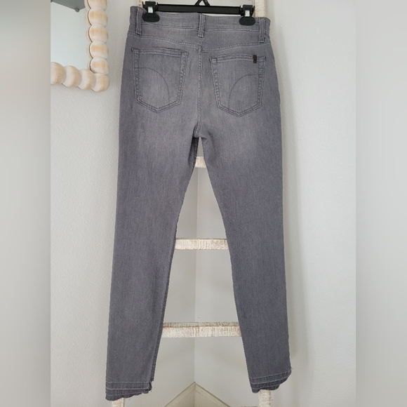 Joe's Jeans High Rise Skinny Ankle Lacey Sz 29 Faded Gray - Picture 11 of 13